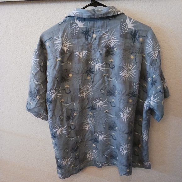 Men's Hawaiian Shirt - Picture 2 of 3